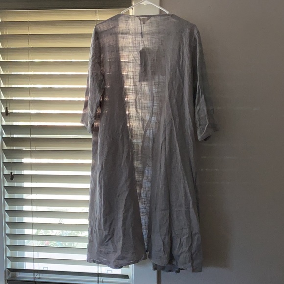 Essential Duster - Picture 2 of 2